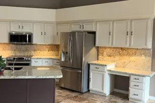 859 W Rawhide Ave, Gilbert, AZ 85233 - Photo 10