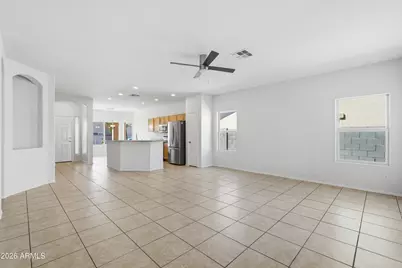 109 S 119th Avenue, Avondale, AZ 85323 - Photo 4