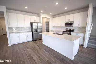 21326 W Roanoke Avenue, Buckeye, AZ 85396 - Photo 2