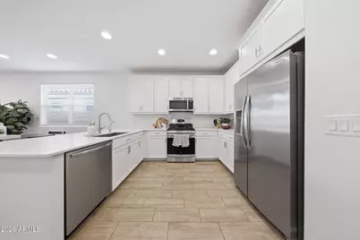 4064 E Catclaw Street, Gilbert, AZ 85296 - Photo 10