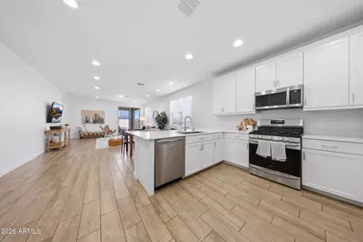 4064 E Catclaw Street, Gilbert, AZ 85296 - Photo 8