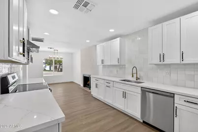 5724 N 13th Place, Phoenix, AZ 85014 - Photo 8