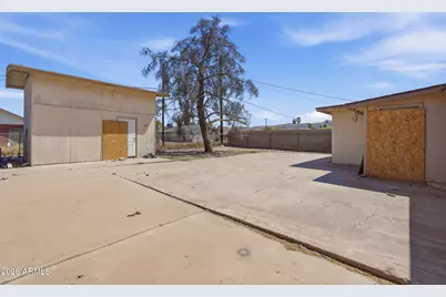 6211 S 21st Street, Phoenix, AZ 85042 - Photo 16