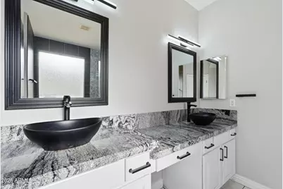 8804 W Glenn Drive, Glendale, AZ 85305 - Photo 16