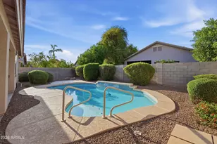 8804 W Glenn Dr, Glendale, AZ 85305 - Photo 22