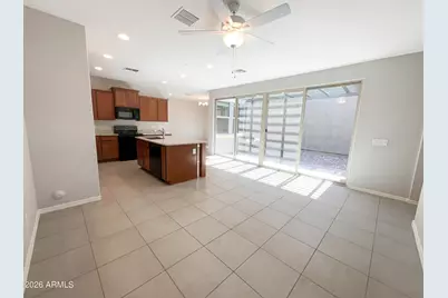 2511 S Entwistle Street, Gilbert, AZ 85295 - Photo 8