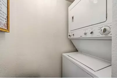 385 W Pierson Street #E5, Phoenix, AZ 85013 - Photo 12