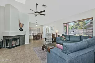 2724 W Gila Ln, Chandler, AZ 85224 - Photo 4