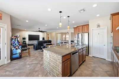 2310 W Kachina Trail, Phoenix, AZ 85041 - Photo 20