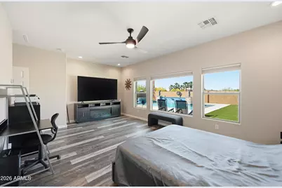 2310 W Kachina Trail, Phoenix, AZ 85041 - Photo 32