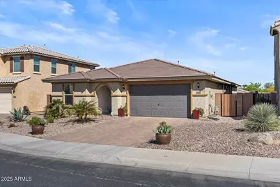2674 E Cherry Hill Drive, Gilbert, AZ 85298 - Photo 2