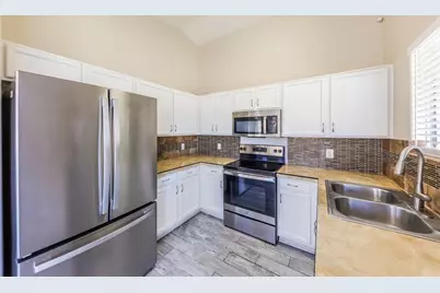 21610 N 29th Drive, Phoenix, AZ 85027 - Photo 8