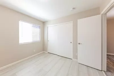 21610 N 29th Drive, Phoenix, AZ 85027 - Photo 14
