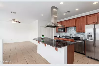 10757 N 74th Street #1003, Scottsdale, AZ 85260 - Photo 2