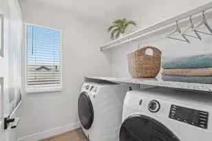 3411 N Val Vista Dr, Mesa, AZ 85213 - Photo 12