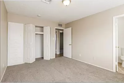 8233 W Indianola Avenue, Phoenix, AZ 85033 - Photo 4