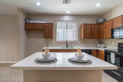 12865 N 151st Drive, Surprise, AZ 85379 - Photo 6