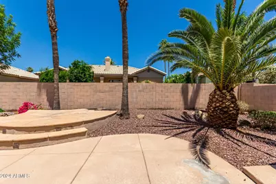 8924 E Captain Dreyfus Avenue, Scottsdale, AZ 85260 - Photo 32