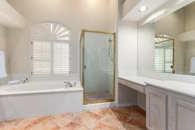 8924 E Captain Dreyfus Avenue, Scottsdale, AZ 85260 - Photo 18