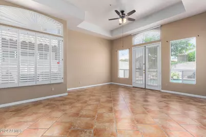 8924 E Captain Dreyfus Avenue, Scottsdale, AZ 85260 - Photo 10