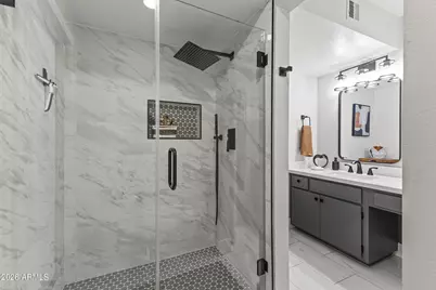 5129 W Echo Lane, Glendale, AZ 85302 - Photo 12