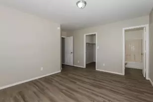 250 S Dakota St, Chandler, AZ 85225 - Photo 4