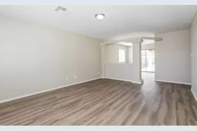 250 S Dakota Street, Chandler, AZ 85225 - Photo 2