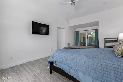 11401 N 45th Place, Phoenix, AZ 85028 - Photo 20