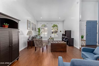 11401 N 45th Place, Phoenix, AZ 85028 - Photo 6