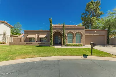11401 N 45th Place, Phoenix, AZ 85028 - Photo 1
