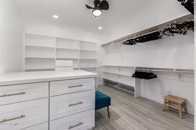 11401 N 45th Place, Phoenix, AZ 85028 - Photo 24