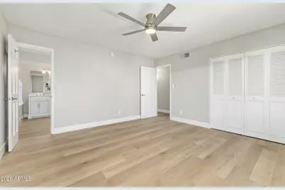 11804 N 37th Way, Phoenix, AZ 85028 - Photo 14