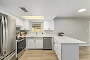 11804 N 37th Way, Phoenix, AZ 85028 - Photo 10