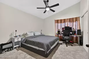 814 E Manor Dr, Chandler, AZ 85225 - Photo 14