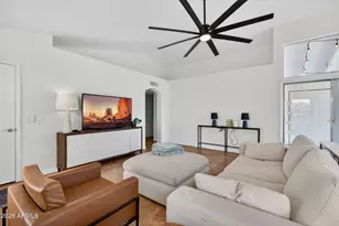 814 E Manor Dr, Chandler, AZ 85225 - Photo 12