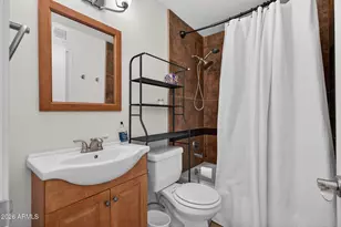 814 E Manor Dr, Chandler, AZ 85225 - Photo 18