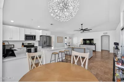 814 E Manor Drive, Chandler, AZ 85225 - Photo 1