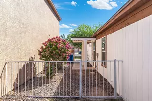 814 E Manor Dr, Chandler, AZ 85225 - Photo 22