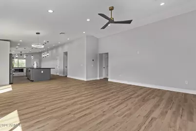 1645 S 29th Avenue, Phoenix, AZ 85009 - Photo 12