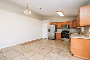 1860 S Moreno Dr, Apache Junction, AZ 85120 - Photo 14