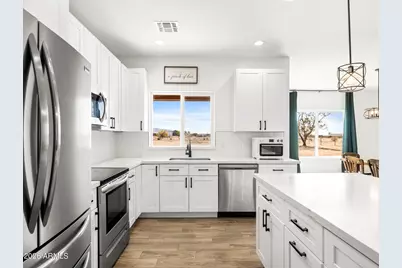 909 N 297th Drive, Buckeye, AZ 85396 - Photo 10