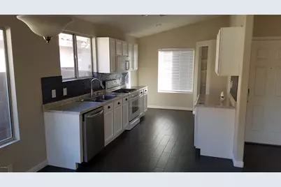 12214 N 41st Drive, Phoenix, AZ 85029 - Photo 2