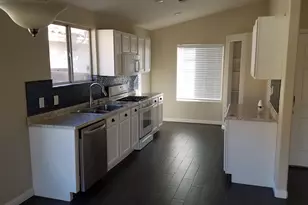 12214 N 41st Dr, Phoenix, AZ 85029 - Photo 2