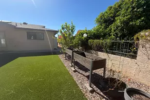 9225 N Arroya Vista Dr W, Phoenix, AZ 85028 - Photo 30