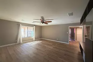 9225 N Arroya Vista Dr W, Phoenix, AZ 85028 - Photo 4