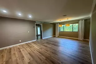 9225 N Arroya Vista Dr W, Phoenix, AZ 85028 - Photo 10