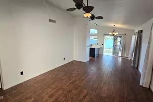 1347 E Muriel Dr, Phoenix, AZ 85022 - Photo 8