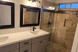 1347 E Muriel Dr, Phoenix, AZ 85022 - Photo 10