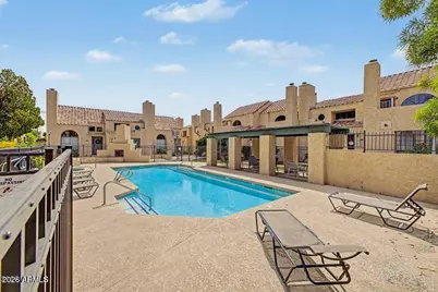 1025 E Highland Avenue #32, Phoenix, AZ 85014 - Photo 36
