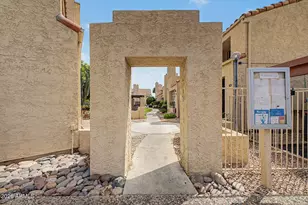 1025 E Highland Ave, Phoenix, AZ 85014 - Photo 34